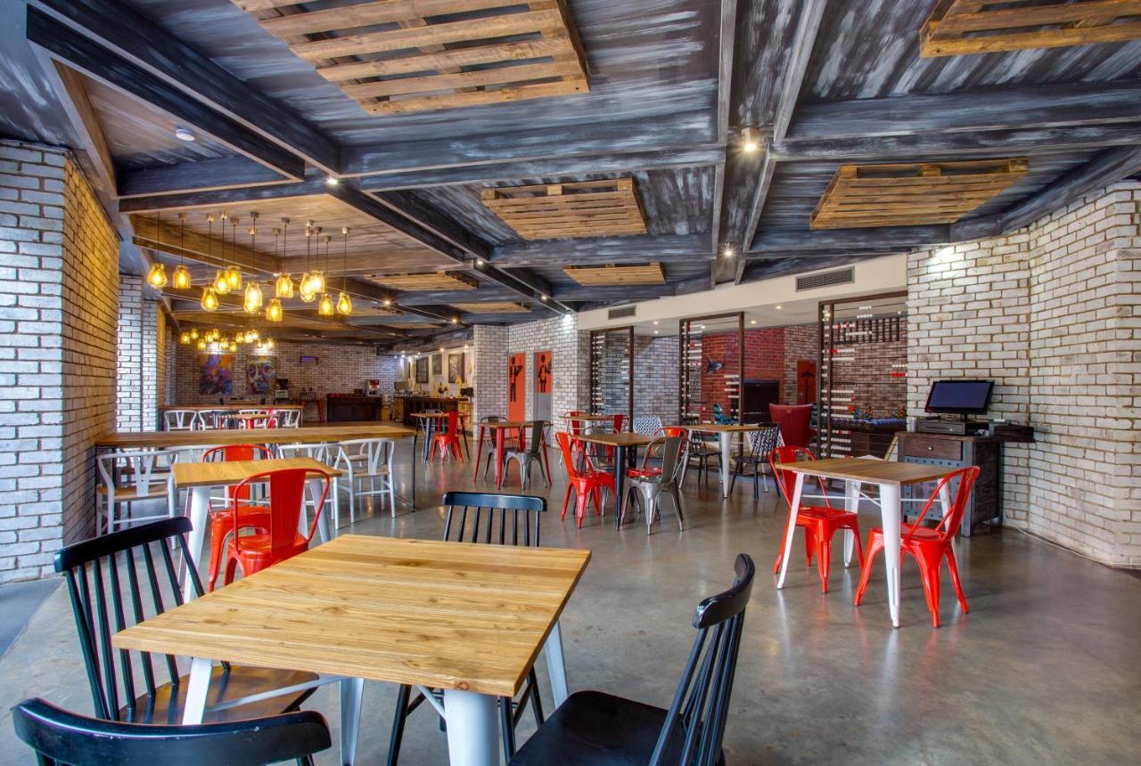 26° South Bush Boho Hotel Muldersdrift Exterior foto